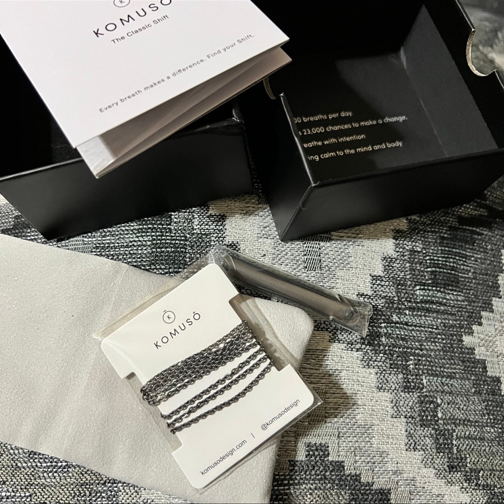 Komuso Classic Shift Necklace